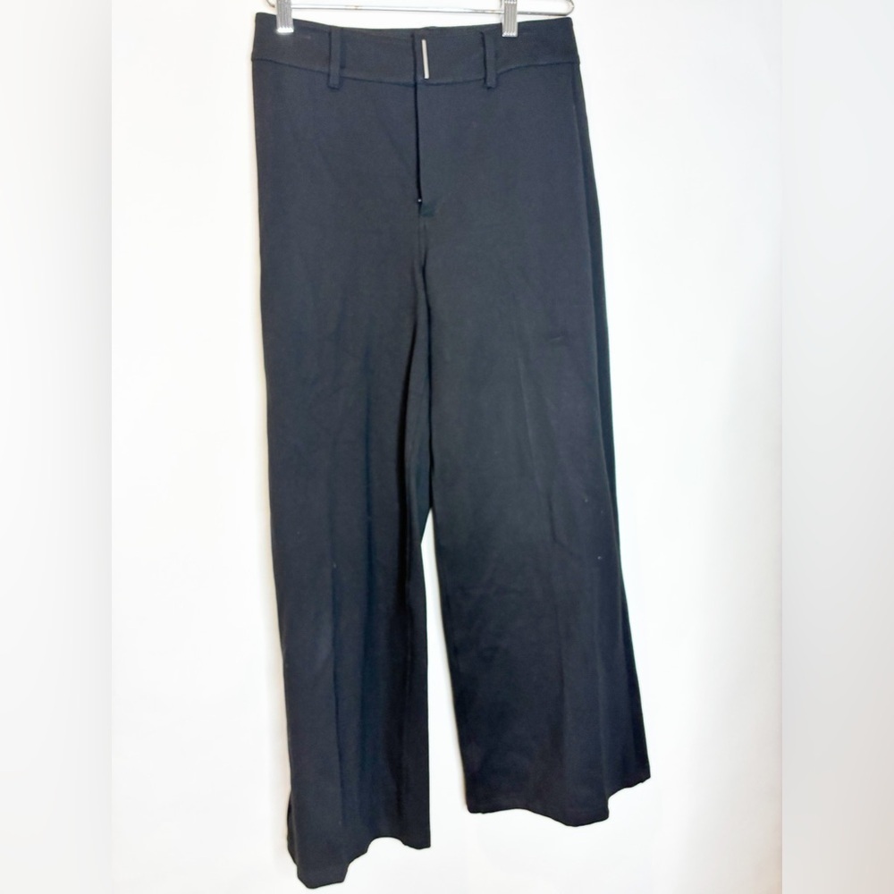 Paige | Roderika Pant - Picture 4 of 7